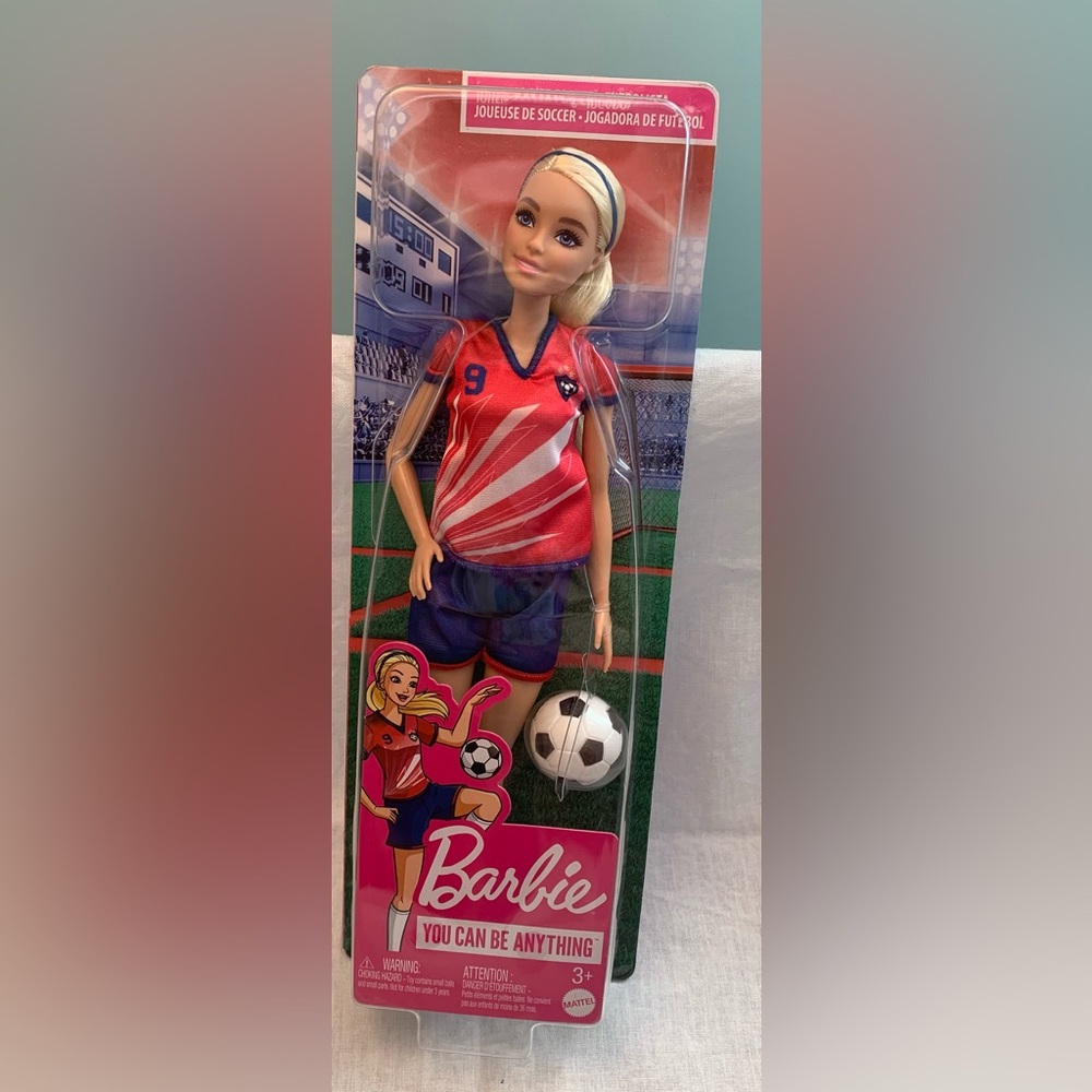 NIB Barbie Soccer Doll, Blonde Ponytail, #9 Uniform, Soccer Ball, Cleats NIB